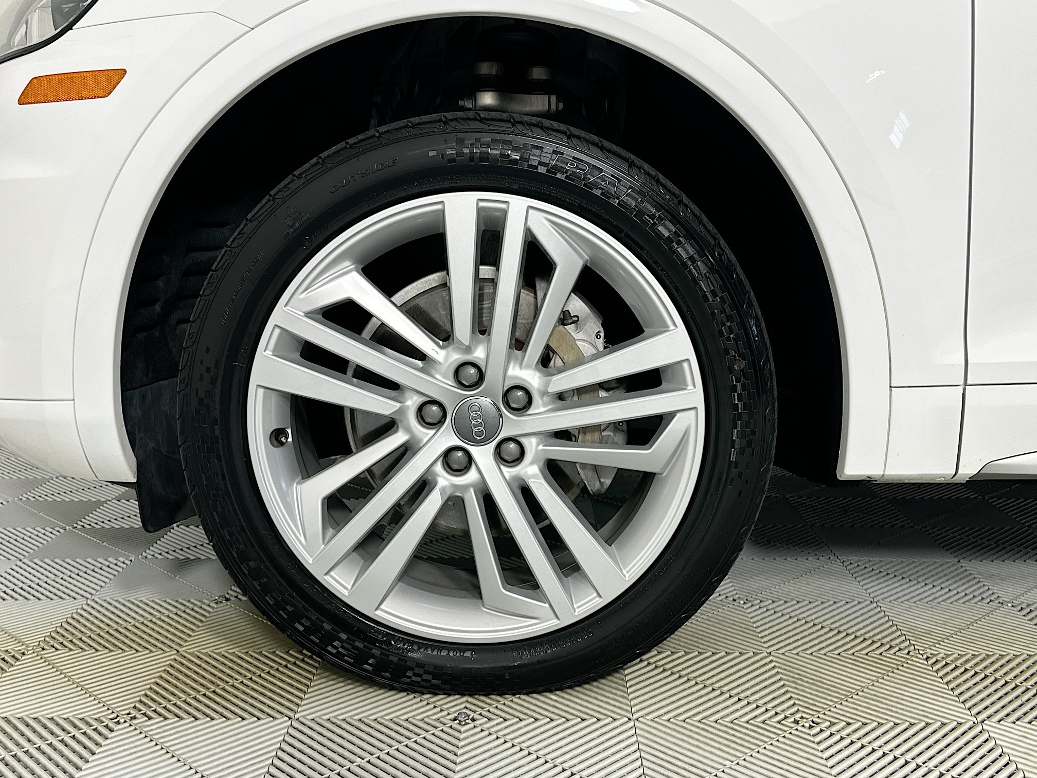 used 2019 Audi Q5 car, priced at $18,998