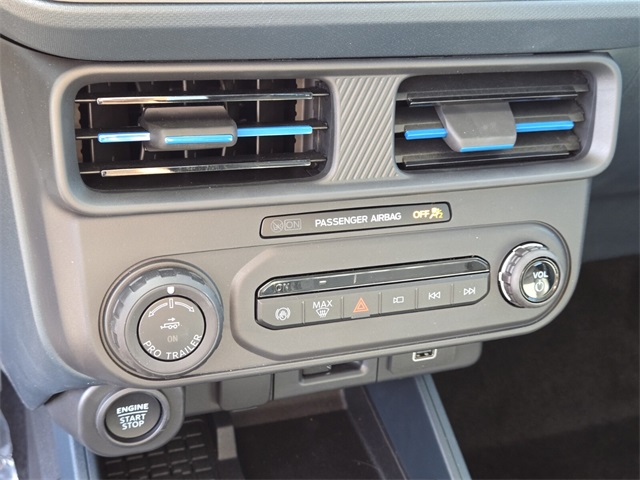 New 2025 Ford Maverick Lobo High 4D Crew Cab