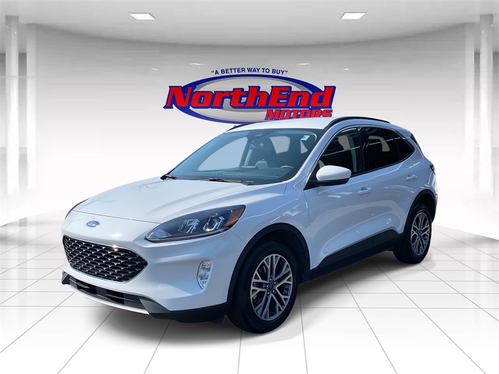 2022 Oxford White Ford Escape SEL AWD SUV