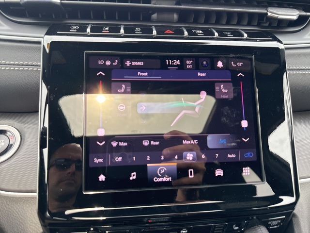2025 Jeep Grand Cherokee Laredo X photo 24