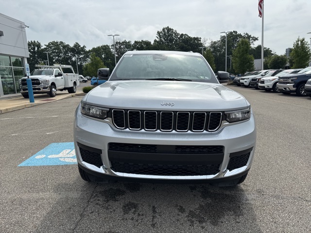2025 Jeep Grand Cherokee Laredo X photo 5