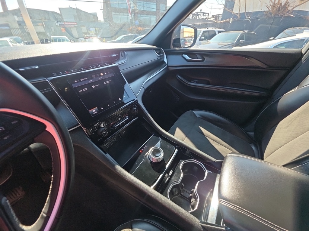 used 2023 Jeep Grand Cherokee L car, priced at $22,895