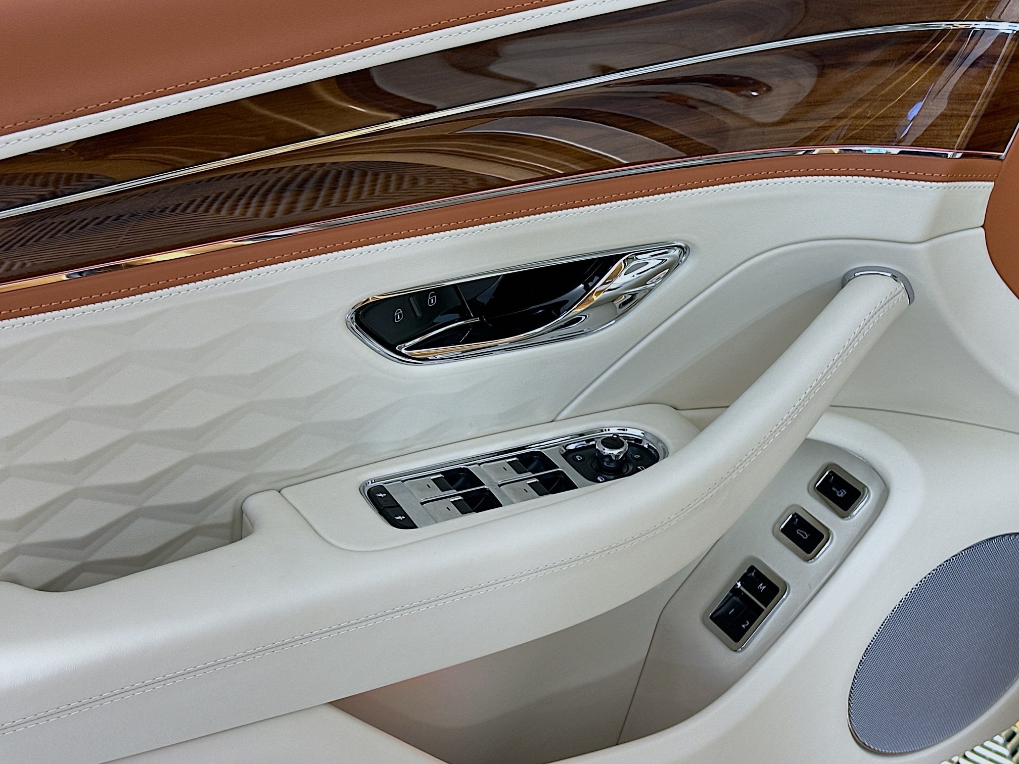 new 2026 Bentley Flying Spur car