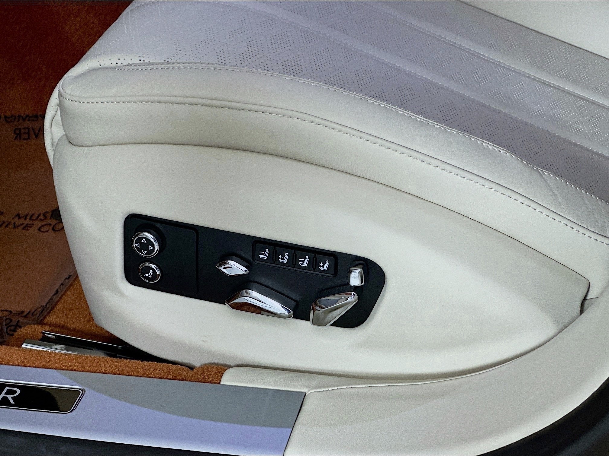 new 2026 Bentley Flying Spur car