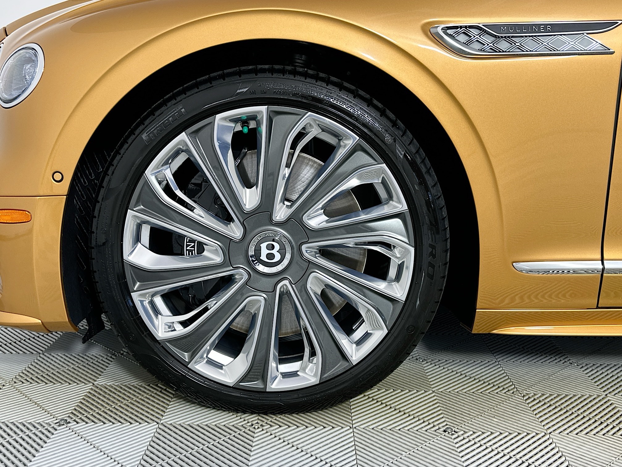 new 2026 Bentley Flying Spur car