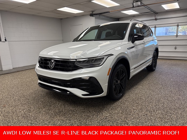 2022 Volkswagen Tiguan SE R-LINE BLACK