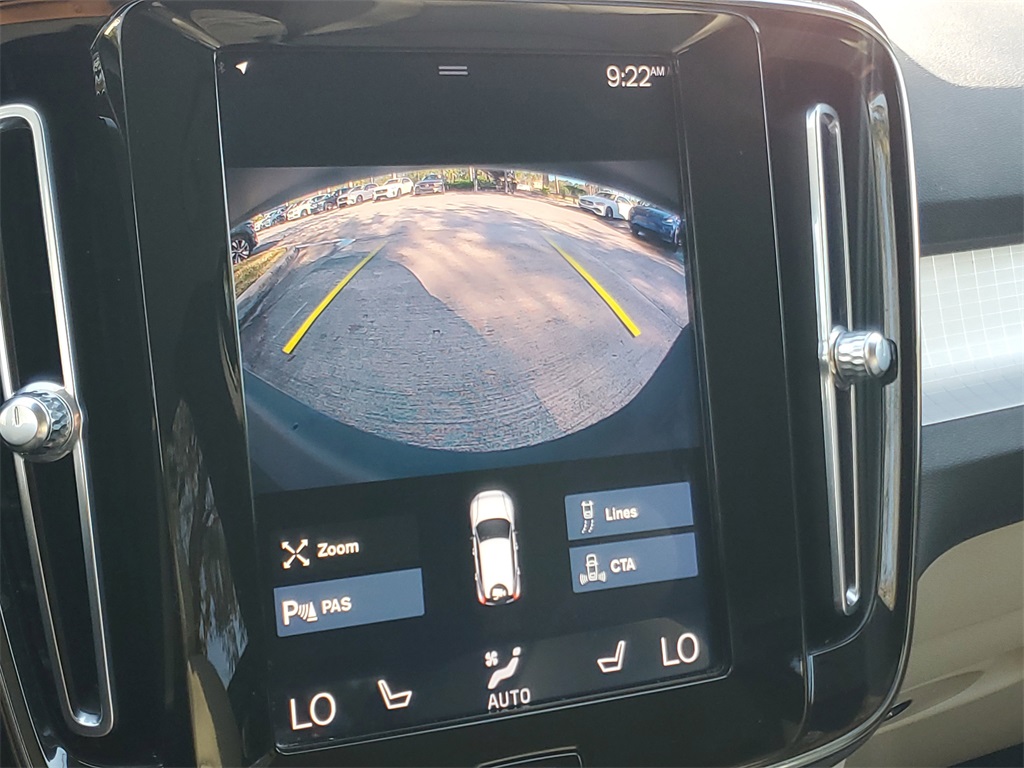 used 2021 Volvo XC40 car, priced at $19,595