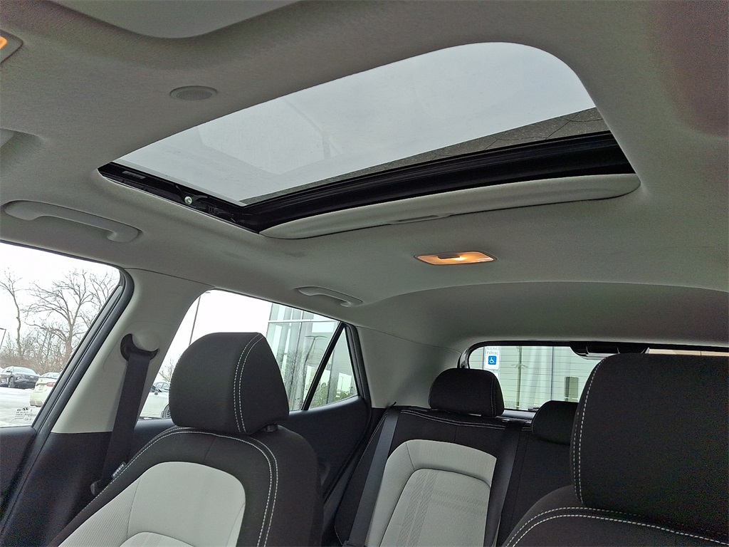 used 2023 Hyundai Venue car, priced at $16,895