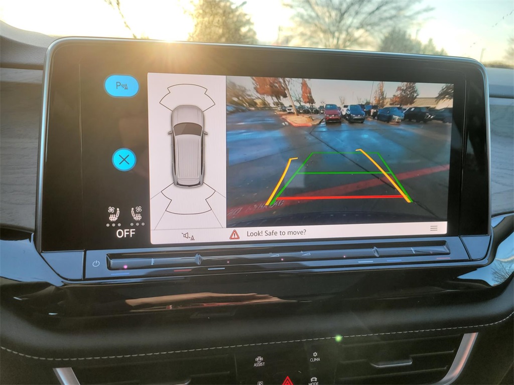 new 2026 Volkswagen Atlas car, priced at $42,122