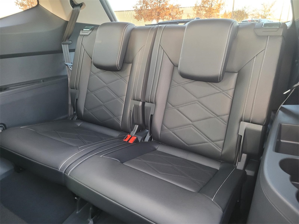 new 2026 Volkswagen Atlas car, priced at $42,122