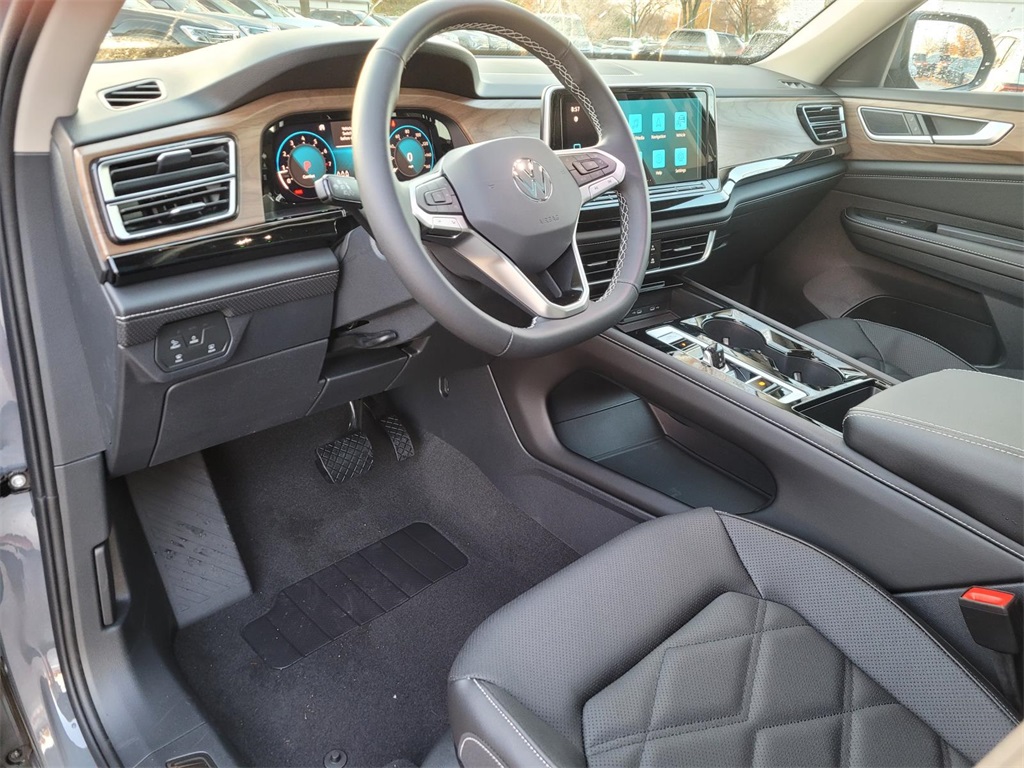 new 2026 Volkswagen Atlas car, priced at $42,122