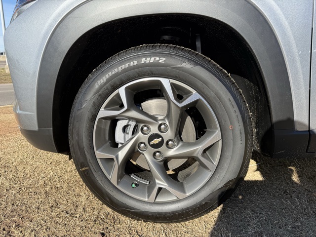 new 2026 Chevrolet Trax car, priced at $26,385