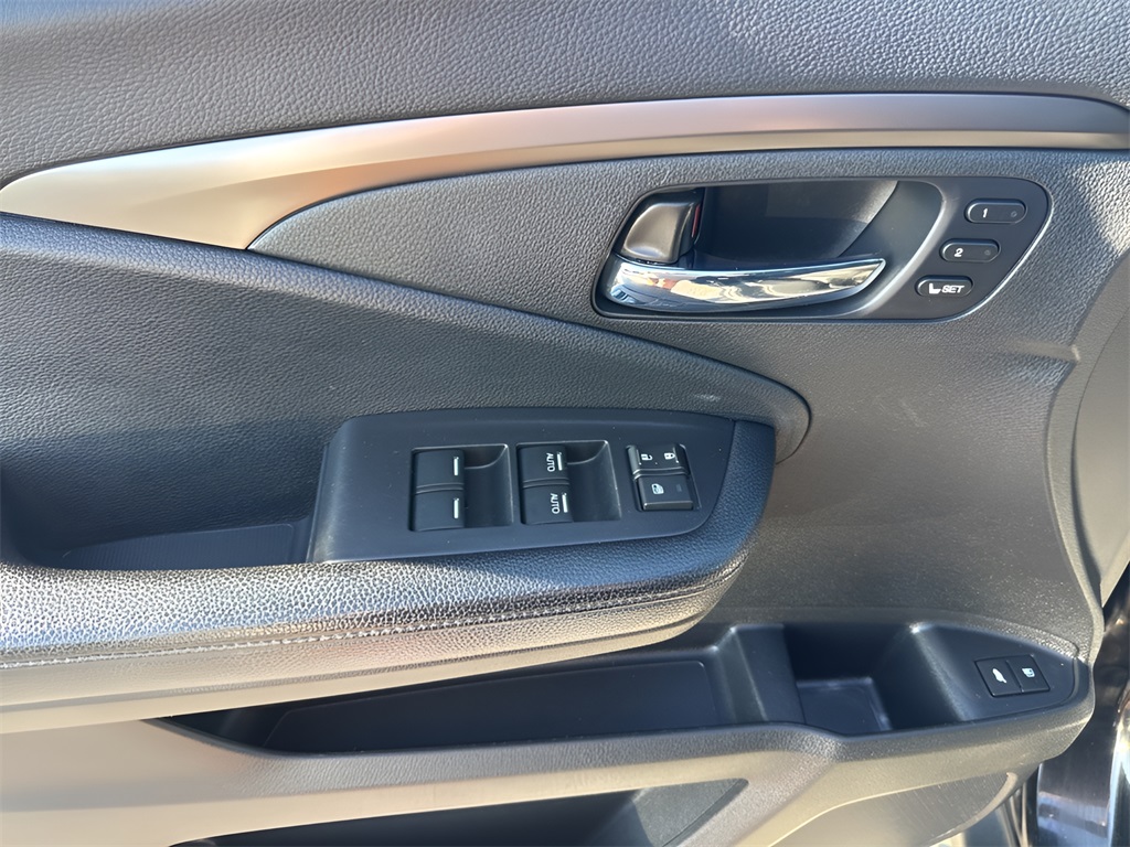 2019 Honda Pilot EX-L photo 2