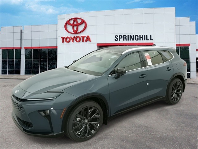 2025 Toyota Crown Signia Limited's photo