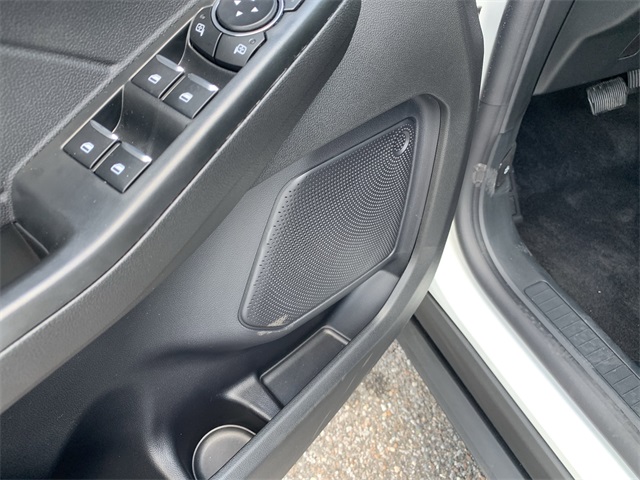 2025 Star White Metallic Tri-Coat Ford Escape ST-Line Elite AWD SUV