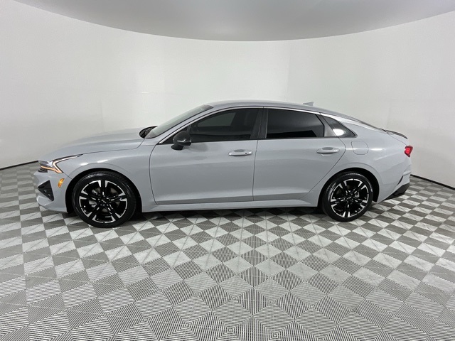 2024 Kia K5 GT-Line photo 2