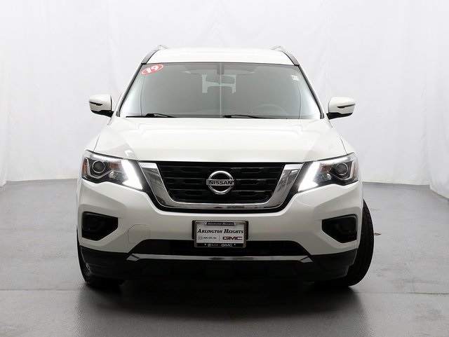 2019 Nissan Pathfinder S photo 5