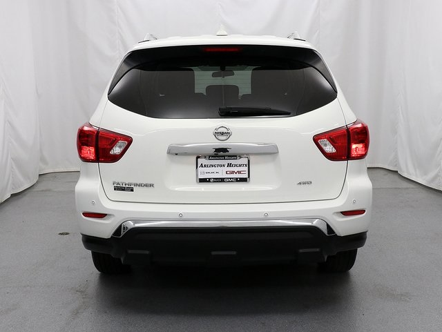 2019 Nissan Pathfinder S photo 6