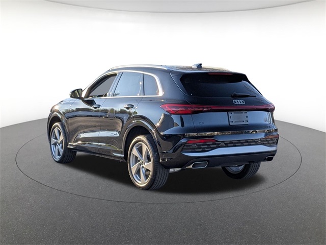 new 2025 Audi Q5 car, priced at $59,525