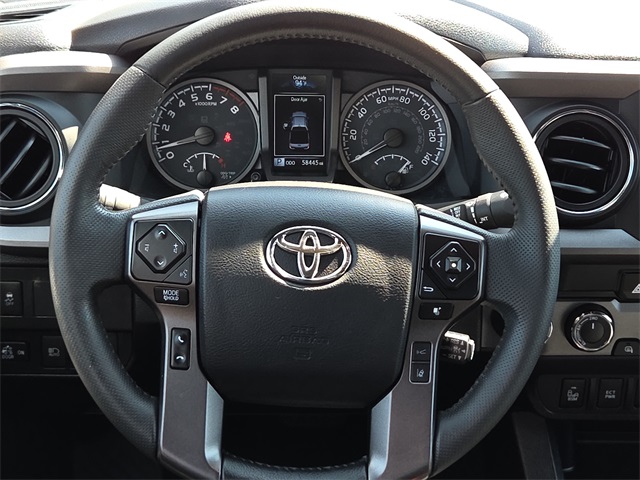 2022 Toyota Tacoma TRD Off-Road photo 13