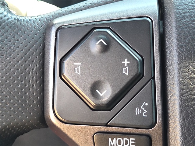 2022 Toyota Tacoma TRD Off-Road photo 23