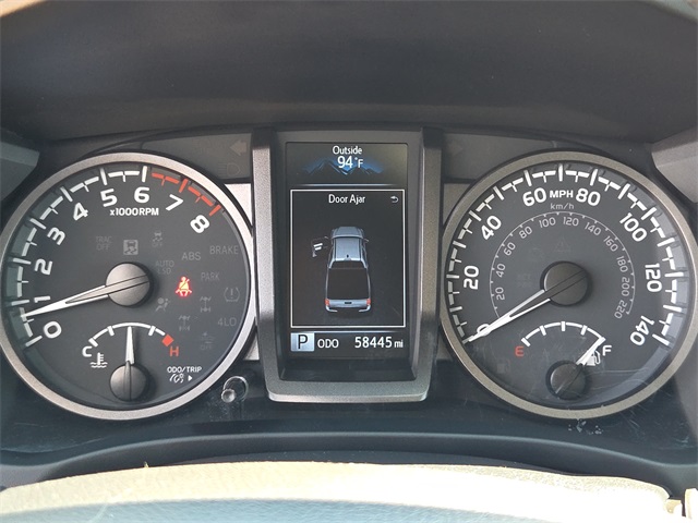 2022 Toyota Tacoma TRD Off-Road photo 24