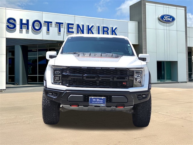 2023 Ford F-150 Raptor photo 2