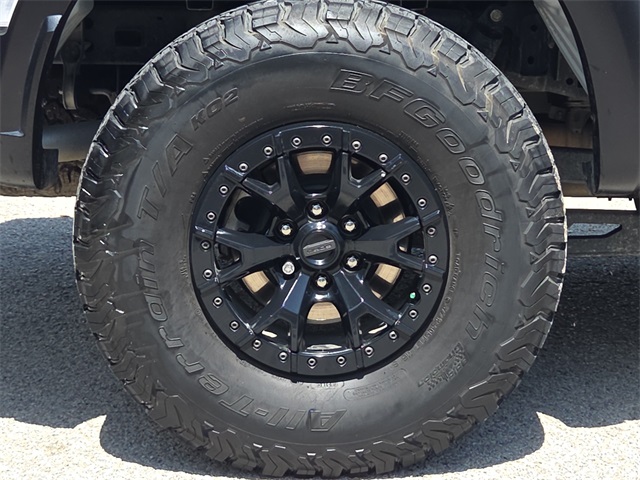 2023 Ford F-150 Raptor photo 6