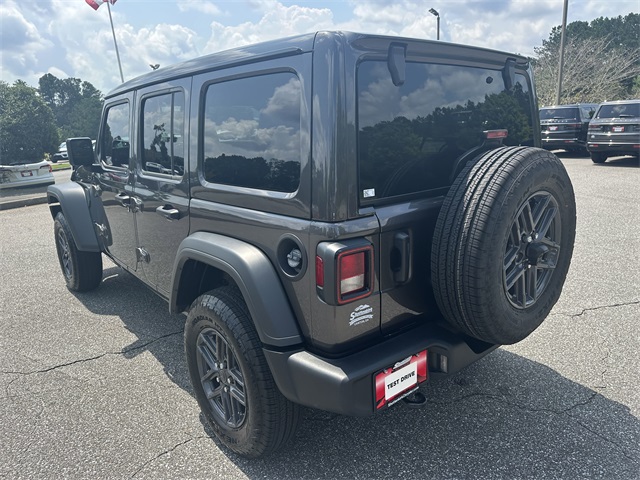 2025 Jeep Wrangler Sport S photo 3