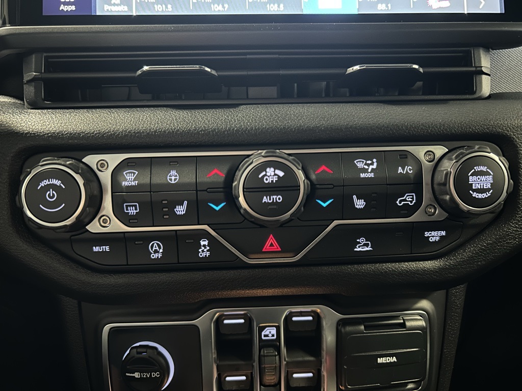 new 2026 Jeep Wrangler car, priced at $51,975