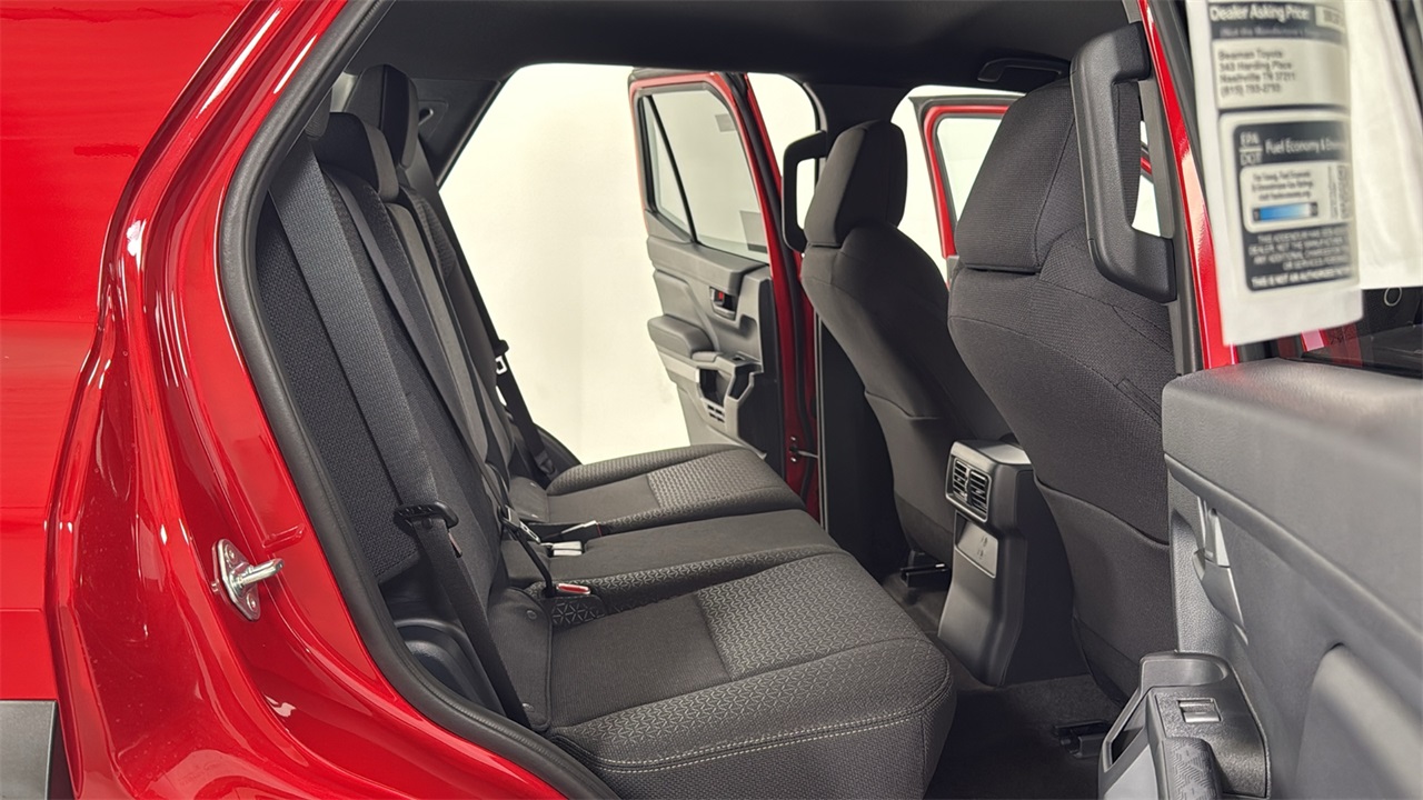 2025 Toyota 4Runner SR5 photo 15