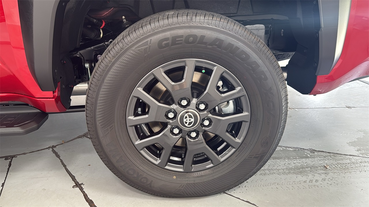 2025 Toyota 4Runner SR5 photo 21