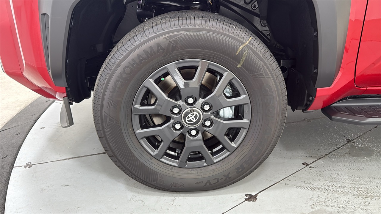 2025 Toyota 4Runner SR5 photo 22