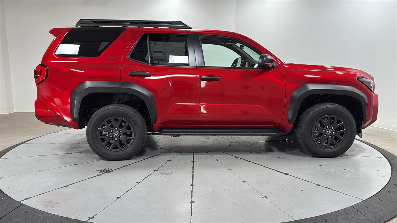 2025 Toyota 4Runner SR5 photo 5