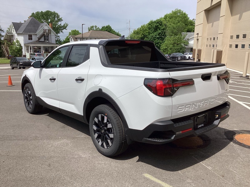 Used 2025 Hyundai Santa Cruz Truck