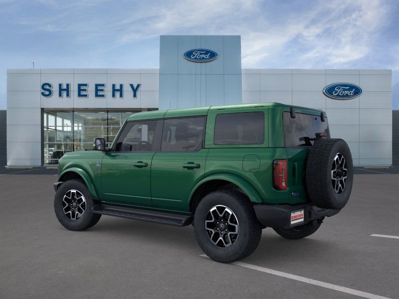 2025 Ford Bronco Outer Banks photo 3