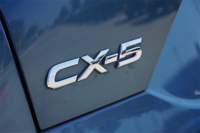 2018 Mazda CX-5 Touring photo 13