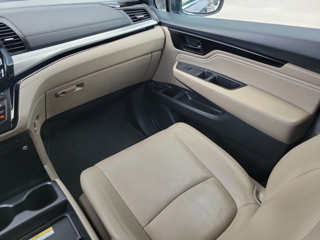 2020 Red Honda Odyssey Elite FWD Van