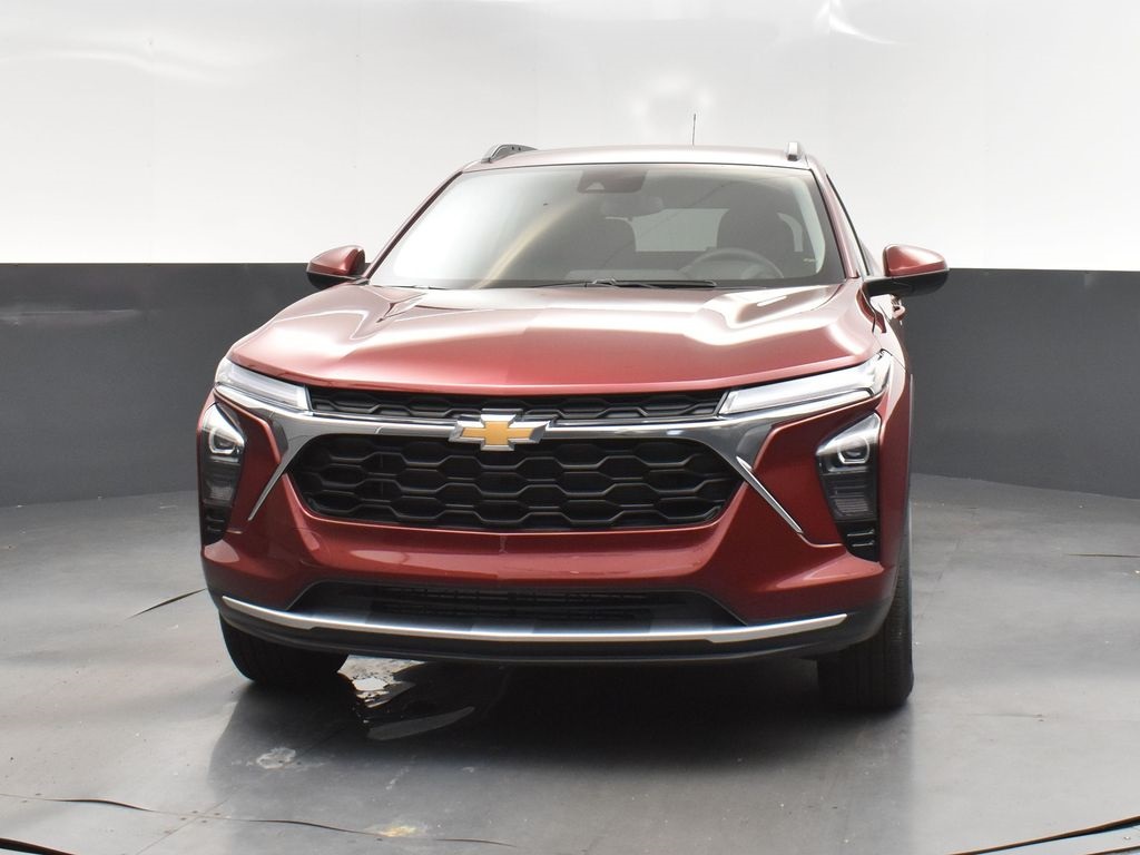 2025 Crimson Chevrolet Trax LT FWD SUV