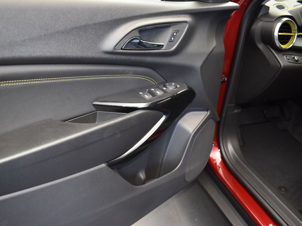 2025 Crimson Chevrolet Trax LT FWD SUV