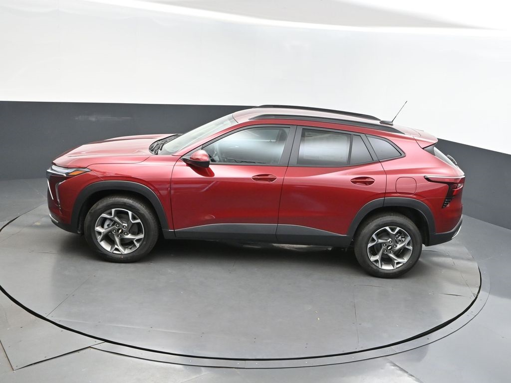 2025 Crimson Chevrolet Trax LT FWD SUV