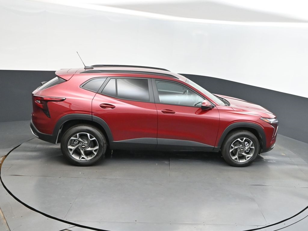 2025 Crimson Chevrolet Trax LT FWD SUV