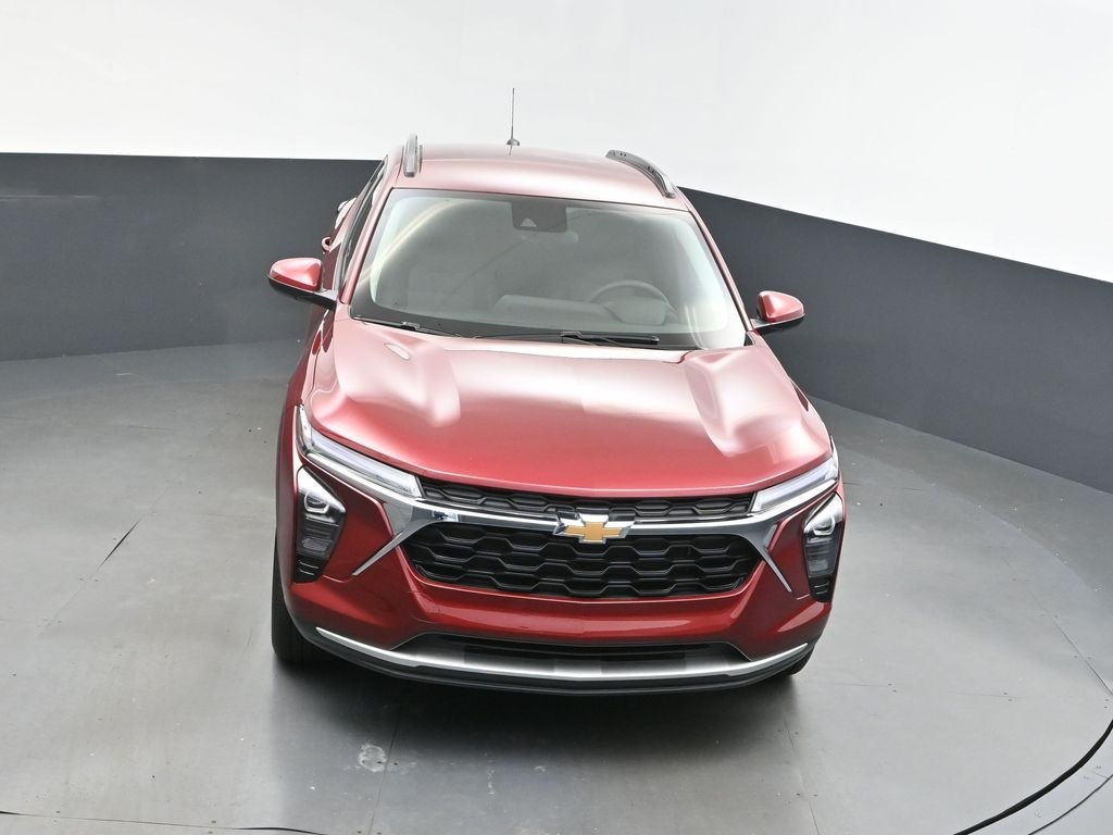 2025 Crimson Chevrolet Trax LT FWD SUV