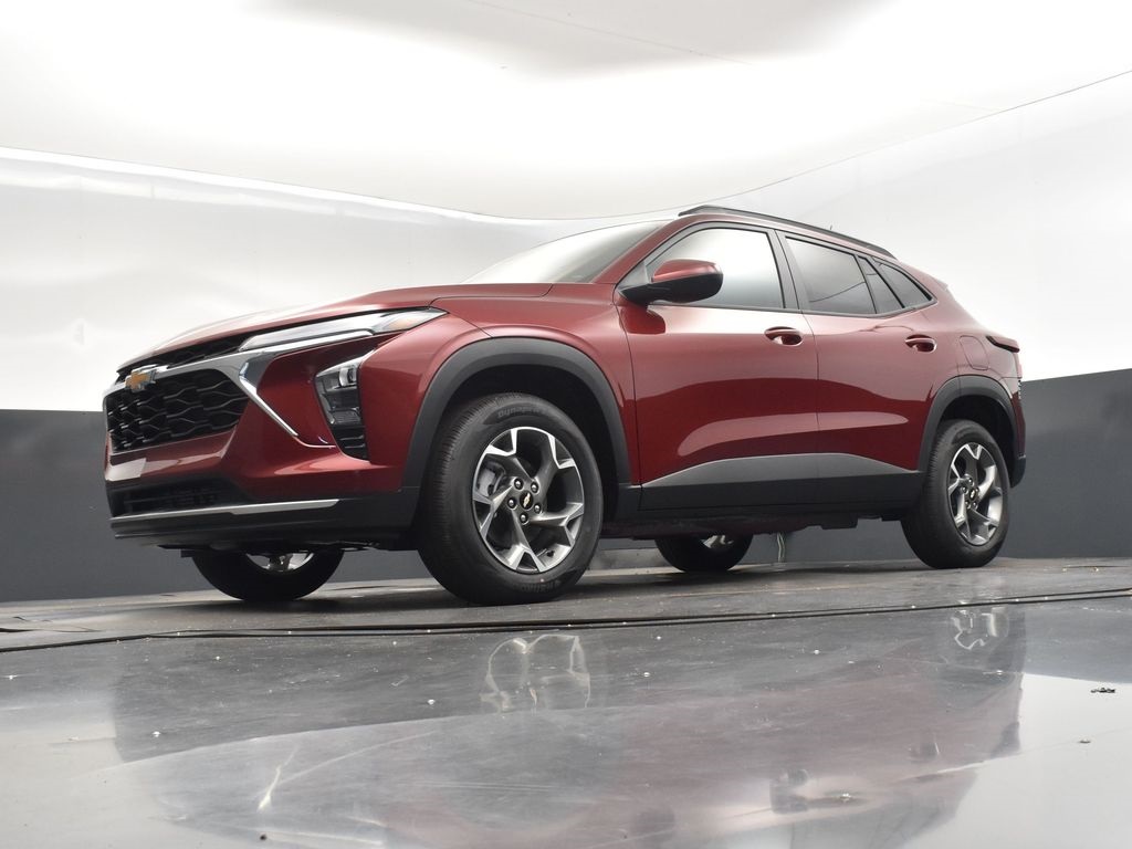 2025 Crimson Chevrolet Trax LT FWD SUV