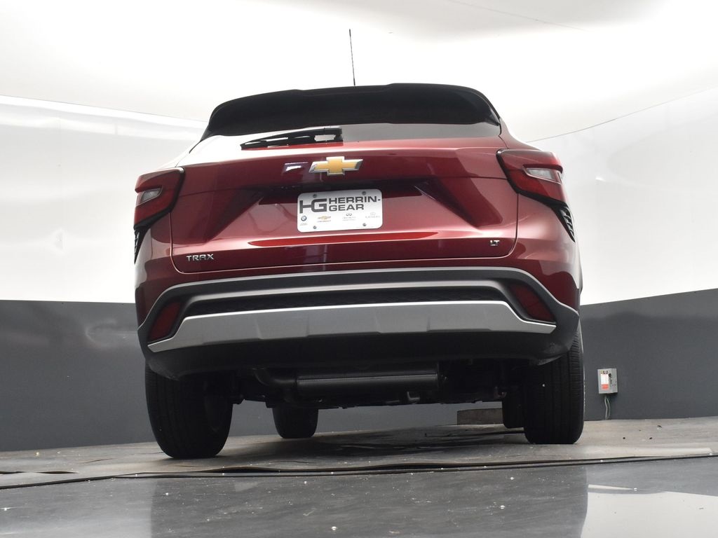 2025 Crimson Chevrolet Trax LT FWD SUV