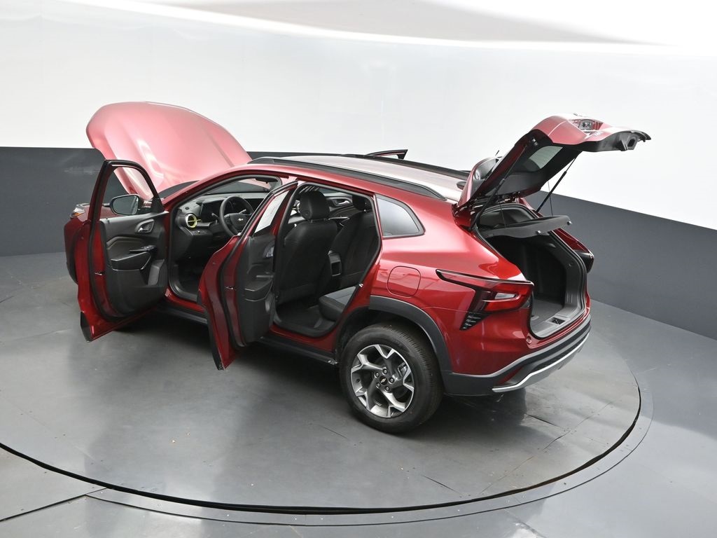 2025 Crimson Chevrolet Trax LT FWD SUV