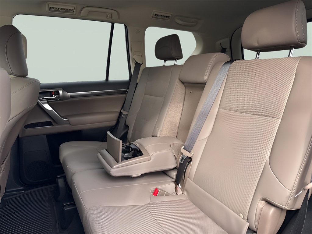 2023 Lexus GX 460 photo 4