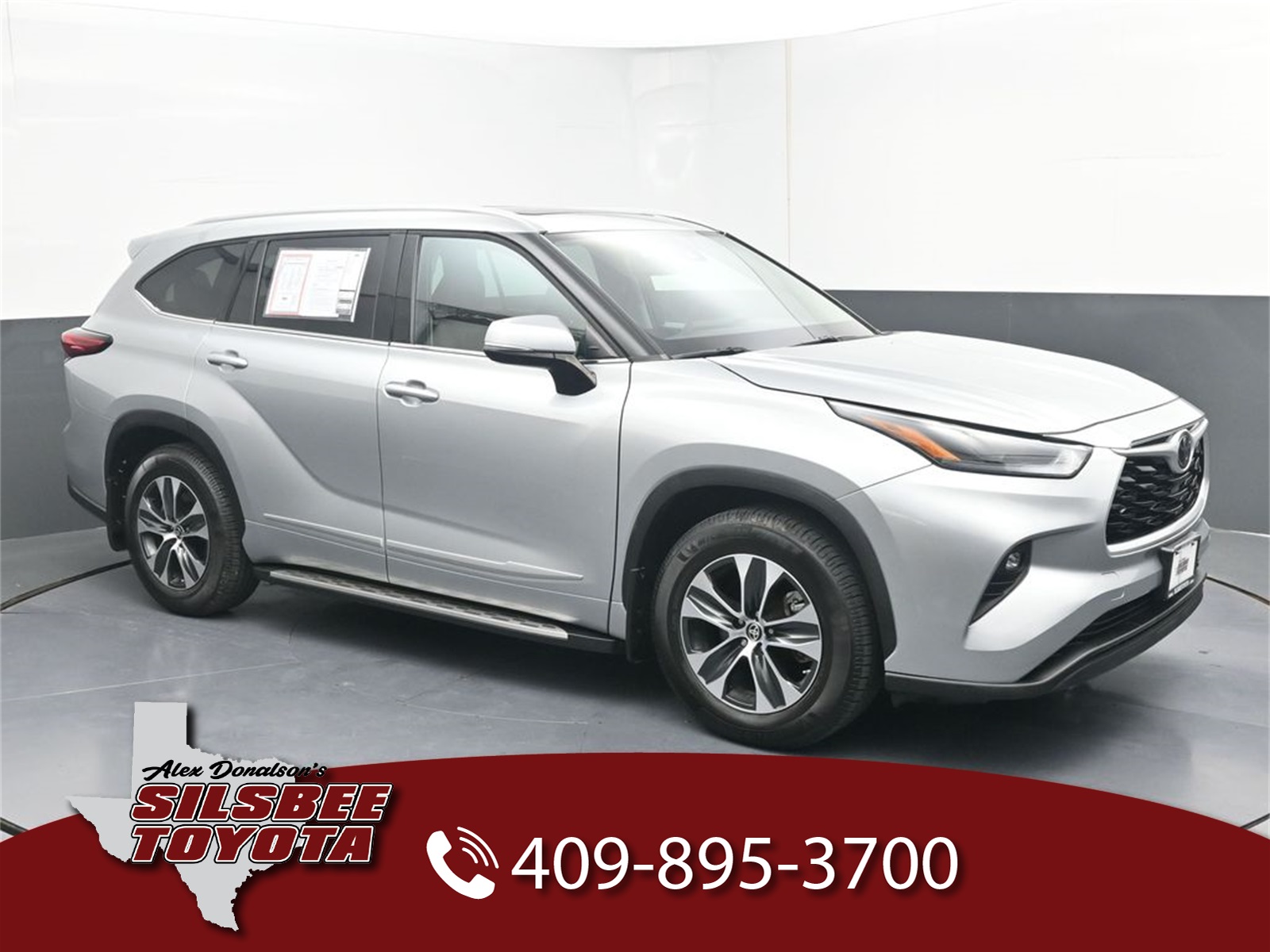 2022 Toyota Highlander XLE's photo