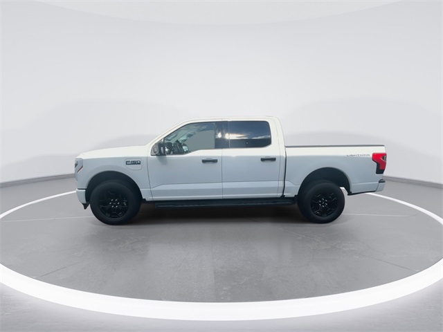 2025 Ford F-150 Lightning XLT photo 5
