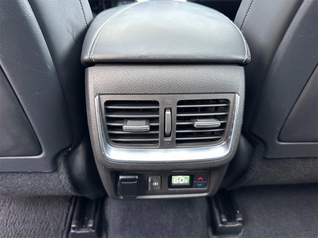 2019 Infiniti QX50 Essential photo 14